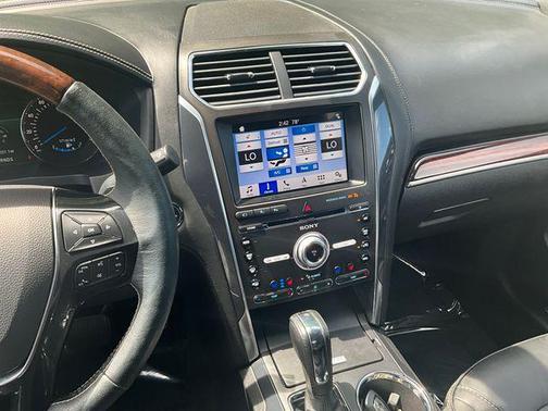 2018 Ford Explorer Platinum