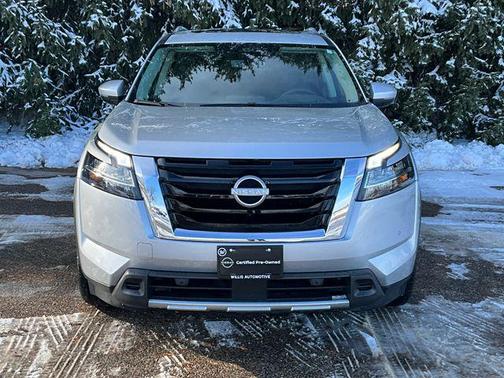 2024 Nissan Pathfinder Platinum 4WD
