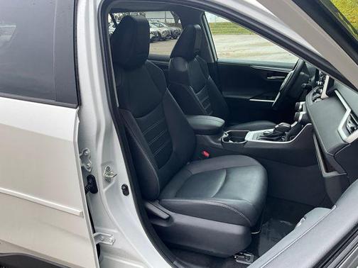2019 Toyota RAV4 Hybrid Limited