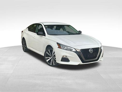 2020 Nissan Altima SR Intelligent AWD