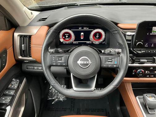 2023 Nissan Pathfinder Platinum 4WD