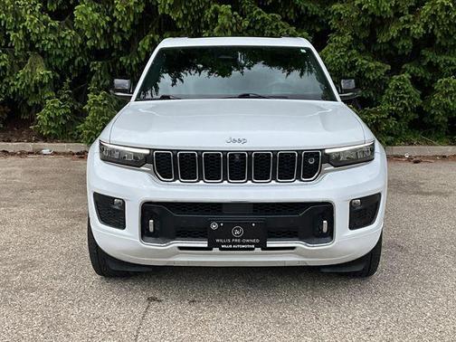 Bright White Clearcoat 2022 Jeep Grand Cherokee Overland