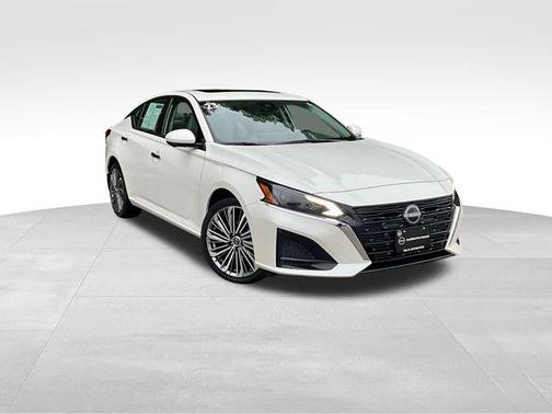 2023 Nissan Altima 2.5 SL