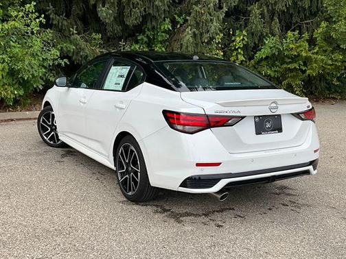 2025 Nissan Sentra SR
