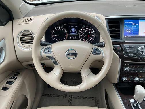 2015 Nissan Pathfinder Platinum