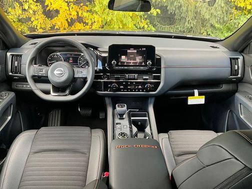 2025 Nissan Pathfinder Rock Creek 4WD