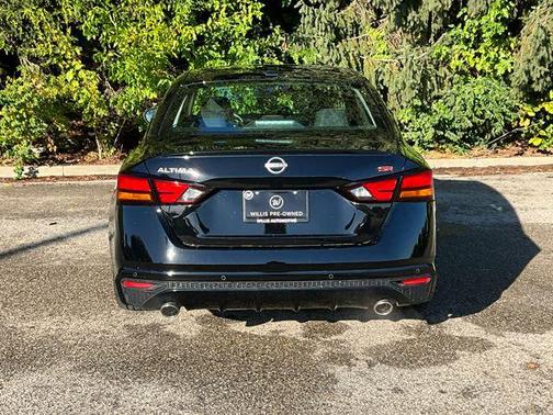 2023 Nissan Altima SR FWD