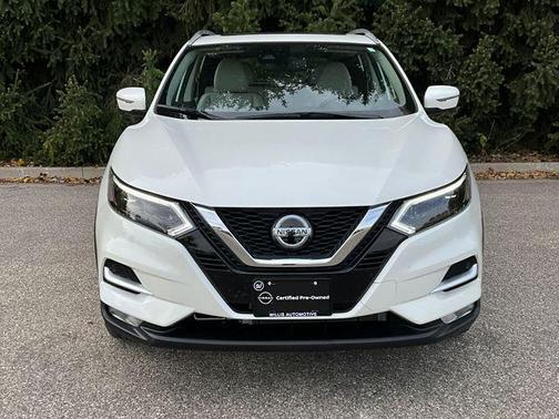 2022 Nissan Rogue Sport SL