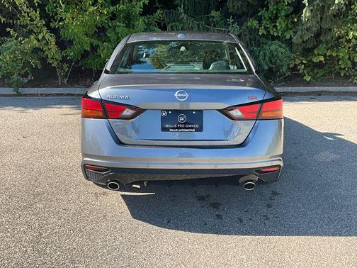 2023 Nissan Altima SR FWD