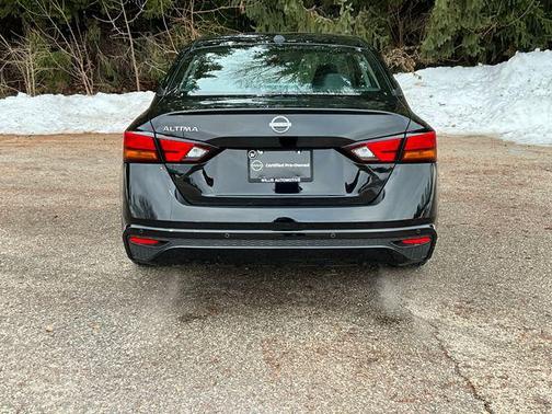 2025 Nissan Altima S FWD