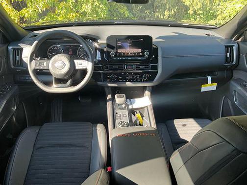 2025 Nissan Pathfinder Rock Creek 4WD