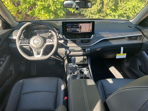 2025 Nissan Altima 2.5 SL