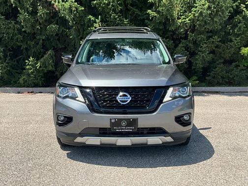 2020 Nissan Pathfinder SL 4WD