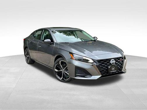 2025 Nissan Altima SR AWD