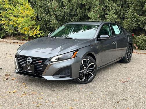 2025 Nissan Altima SR AWD