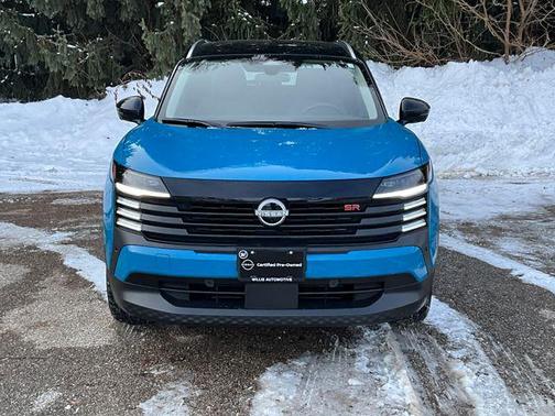 2025 Nissan Kicks SR