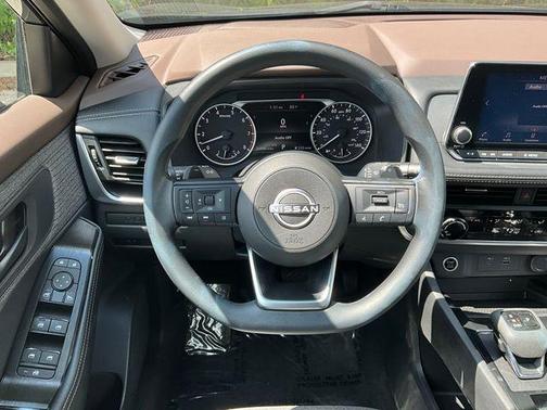 2022 Nissan Rogue S