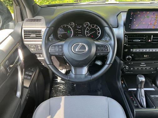 2023 Lexus GX 460 Base