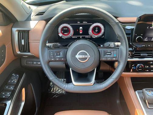 2024 Nissan Pathfinder Platinum 4WD