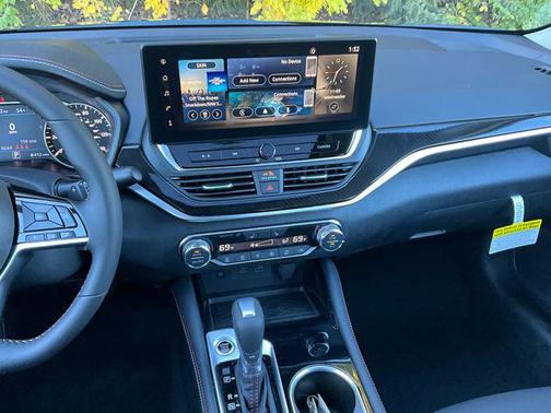 2025 Nissan Altima SR AWD