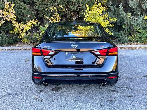 2025 Nissan Altima SR AWD