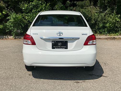 2009 Toyota Yaris S