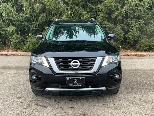 2019 Nissan Pathfinder SL
