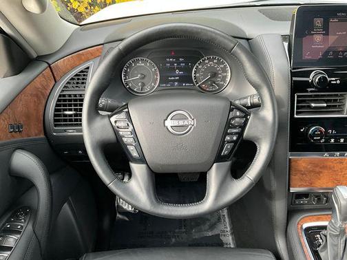 2024 Nissan Armada SL 4WD