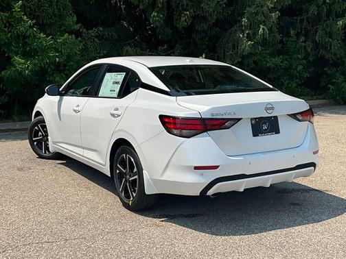 2025 Nissan Sentra SV