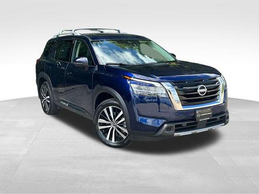 2024 Nissan Pathfinder Platinum 4WD