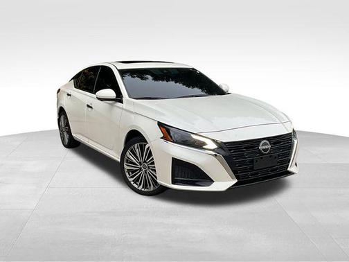 2023 Nissan Altima 2.5 SL