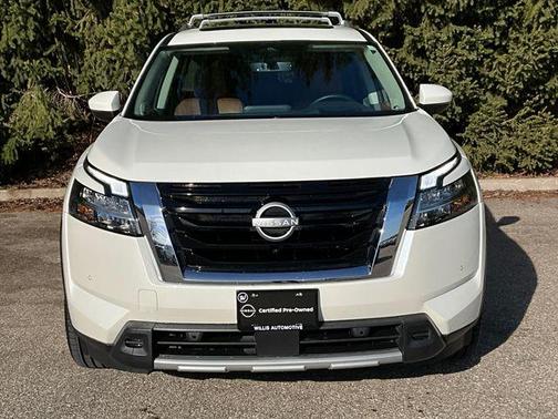 2024 Nissan Pathfinder Platinum 4WD