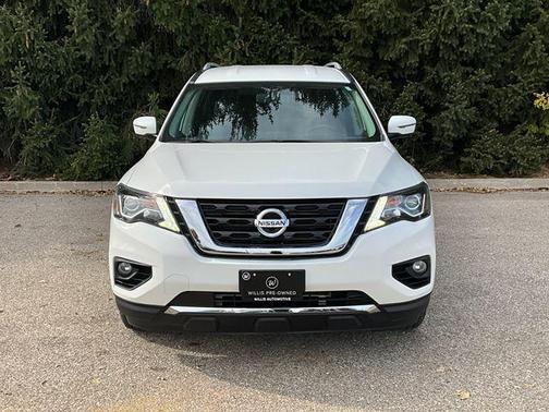 2019 Nissan Pathfinder SL