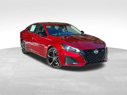 2023 Nissan Altima SR Intelligent AWD
