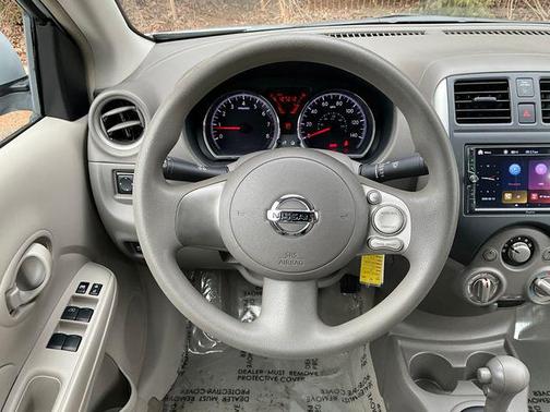 2012 Nissan Versa 1.6 S