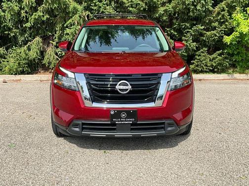 2022 Nissan Pathfinder SV 4WD