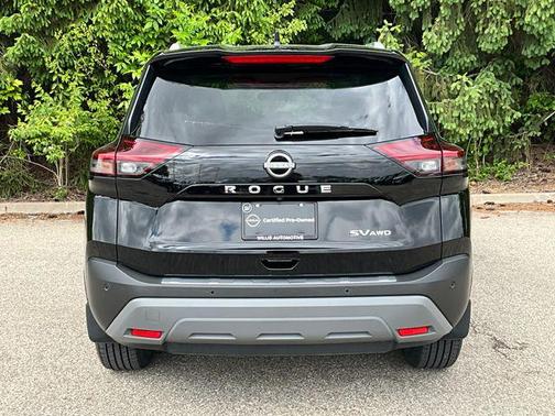 Super Black 2023 Nissan Rogue SV