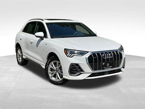 2022 Audi Q3 45 S line Premium Plus