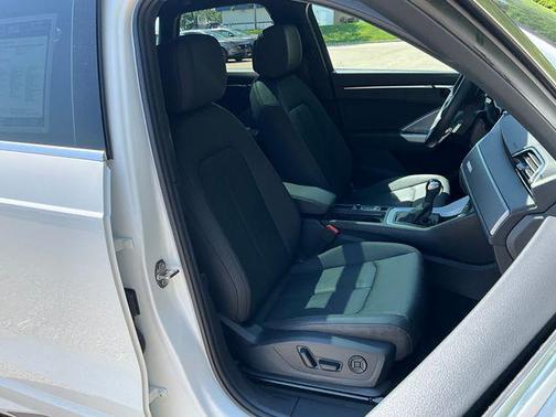 2022 Audi Q3 45 S line Premium Plus