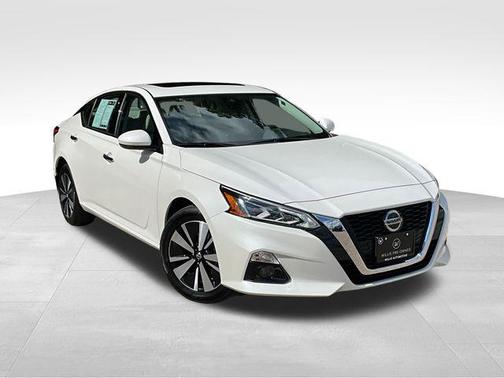 2022 Nissan Altima 2.5 SL