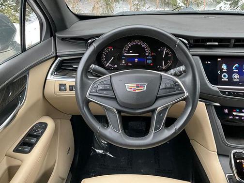 2018 Cadillac XT5 Base