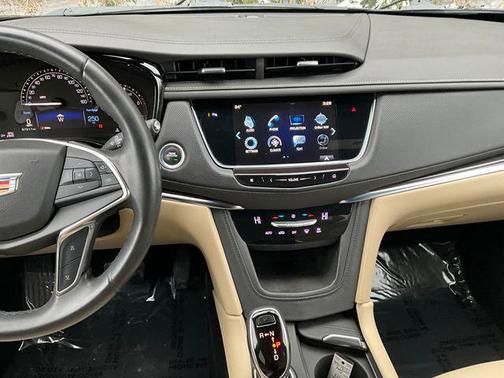 2018 Cadillac XT5 Base