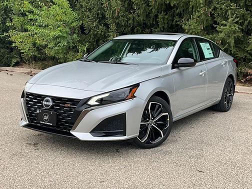 2025 Nissan Altima SR AWD