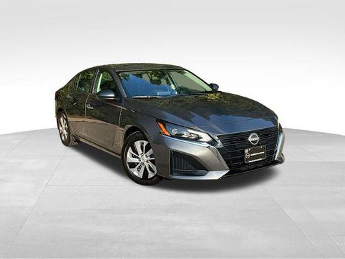 2025 Nissan Altima S FWD