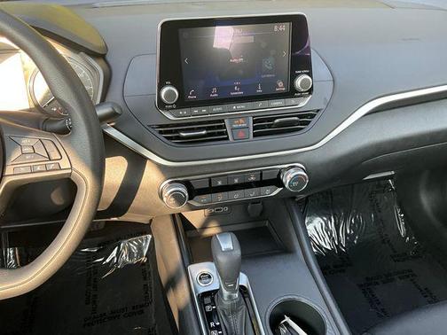 2025 Nissan Altima S FWD