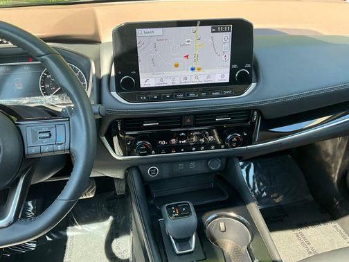 Super Black 2023 Nissan Rogue SL