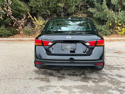 2025 Nissan Altima S FWD