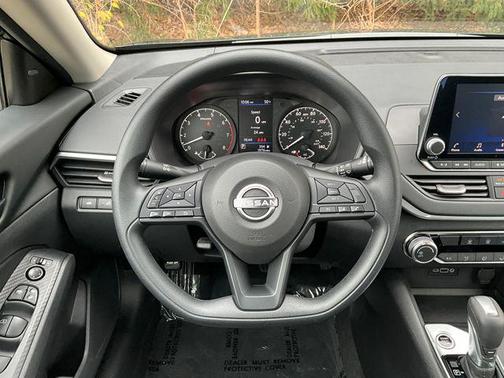 2025 Nissan Altima S FWD