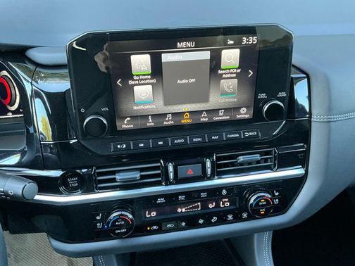 2025 Nissan Pathfinder Platinum 4WD