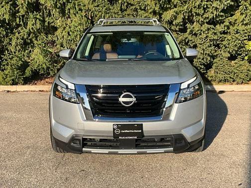 2024 Nissan Pathfinder Platinum 4WD